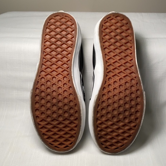 Vans slip on EUC - Picture 2 of 9
